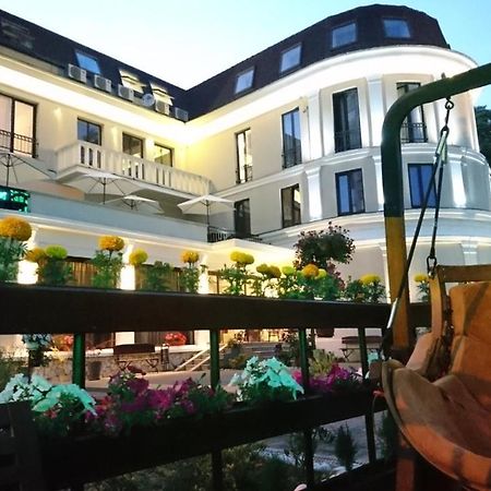 Spa Hotel Karakas Sukhumi Eksteriør billede