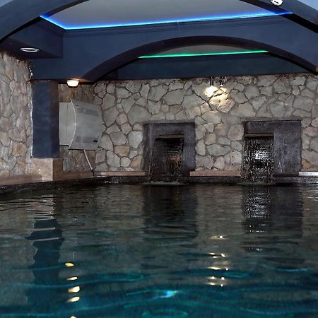 Spa Hotel Karakas Sukhumi Eksteriør billede