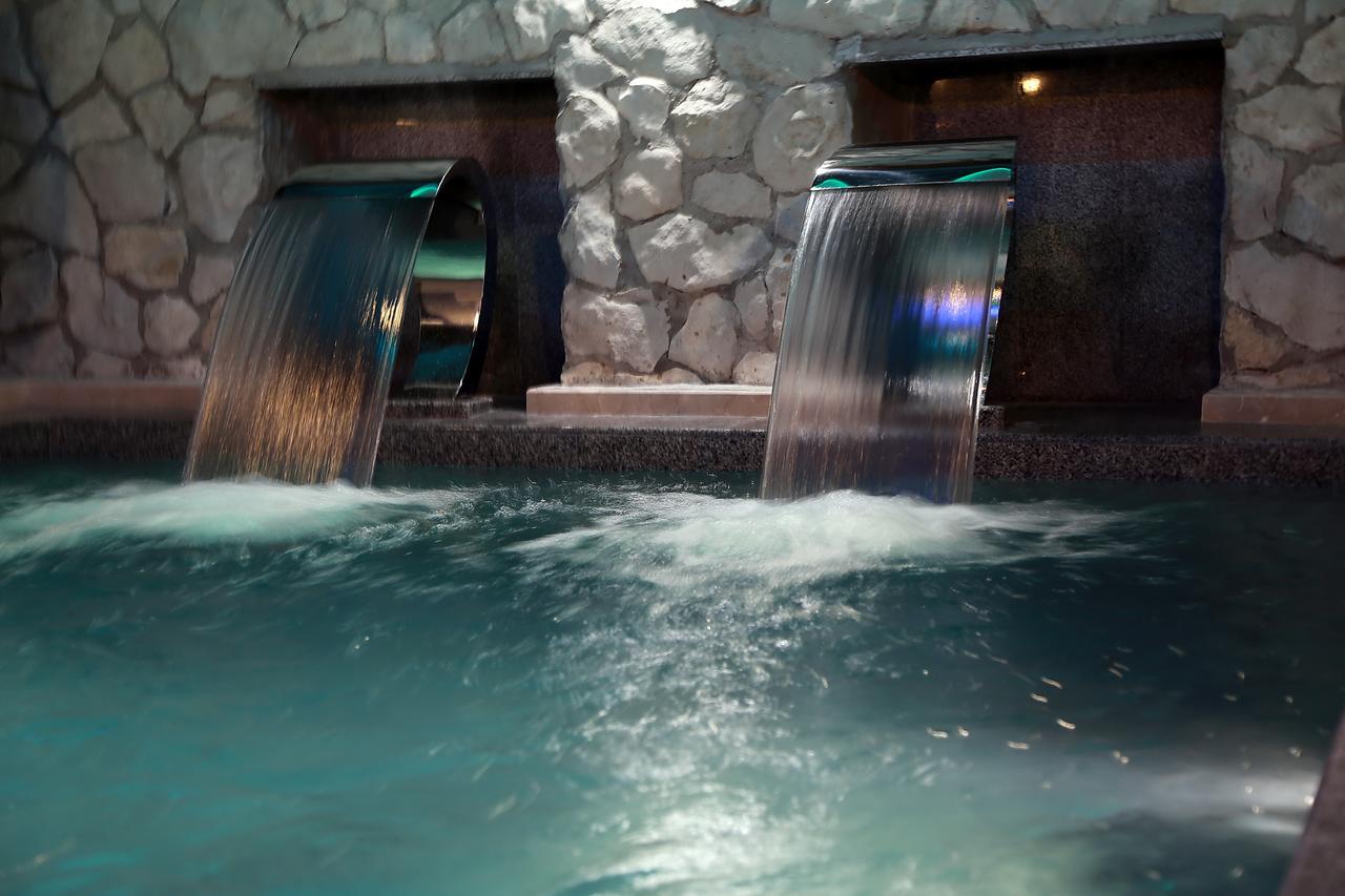 Spa Hotel Karakas Sukhumi Eksteriør billede